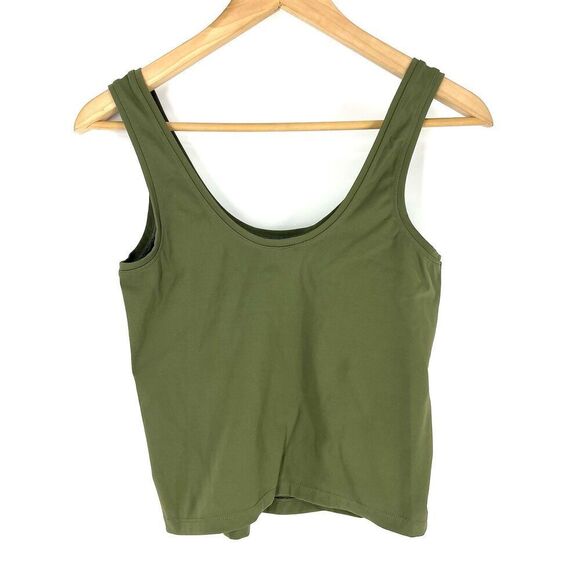 Spanx Tank Top Size Medium Womens Green The Get Moving Fitted Cropped Scoop Neck - Picture 4 of 7